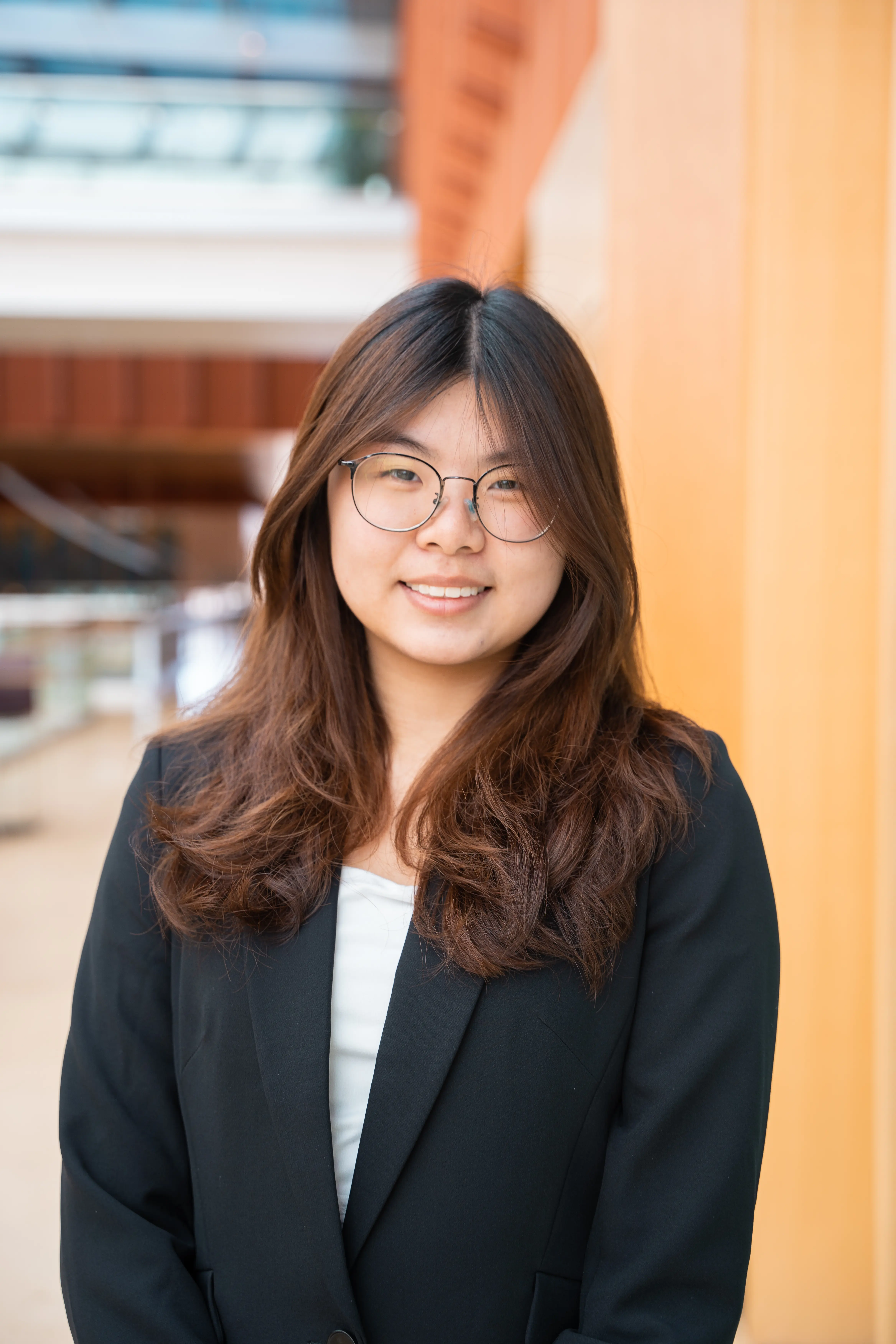 Niky Zhuang headshot